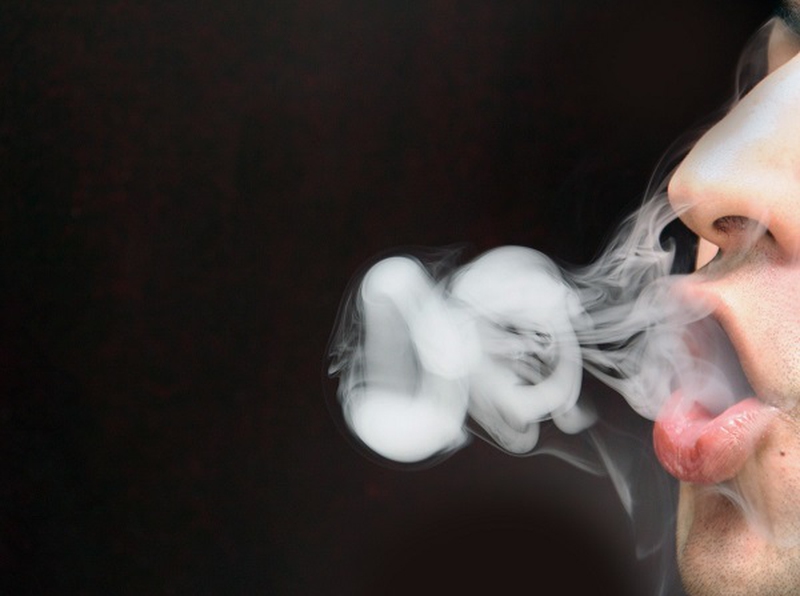 5 Tricks to Make Smoke Out of the Mouth Without Smoking EnkiVeryWell